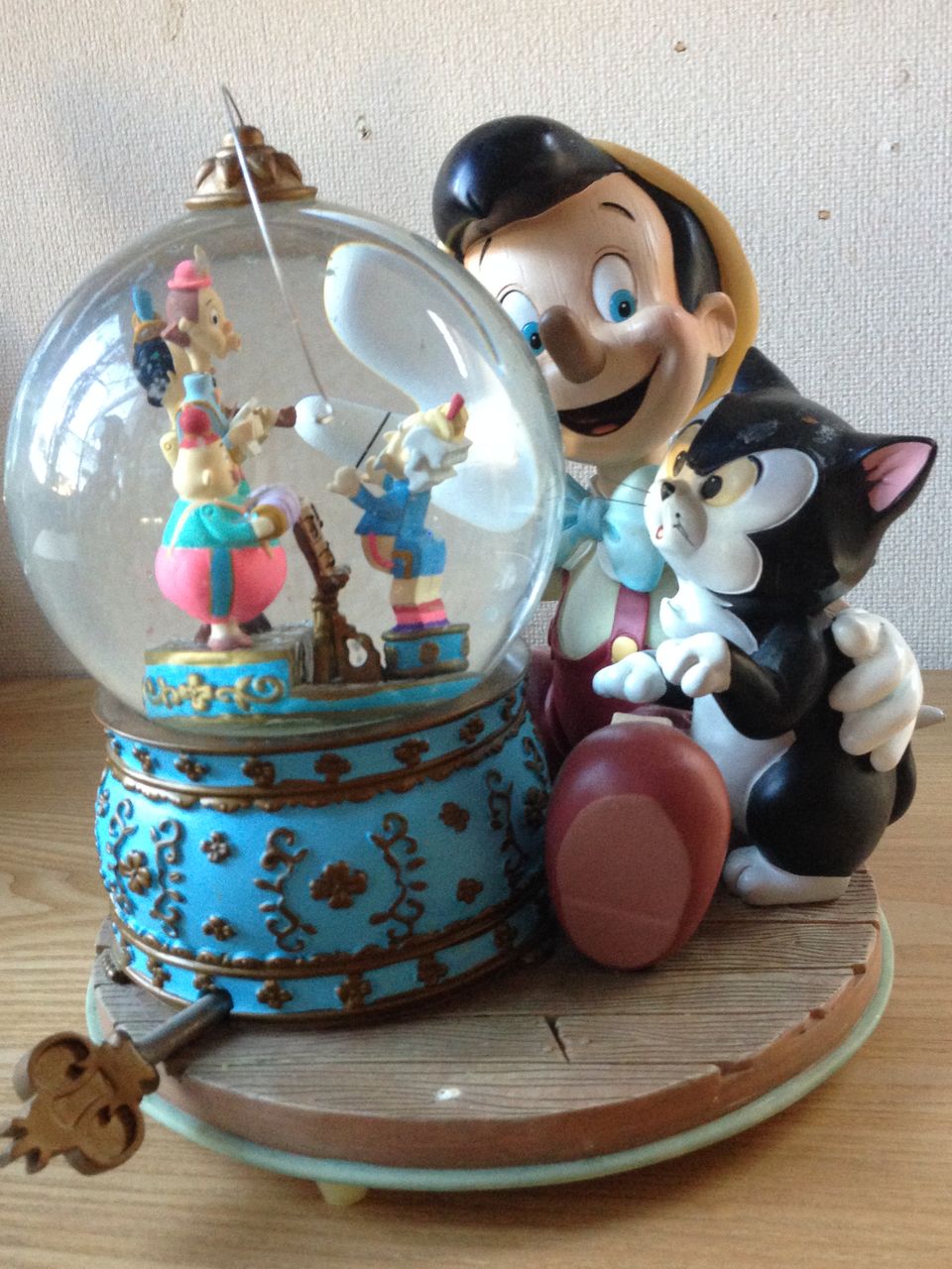 ディズニー スノードーム オルゴール ピノキオ 【ヴィンテージ レトロ