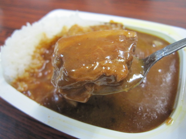 うるうる＆Mio様の名古屋食べ歩き日記豚角煮カレー