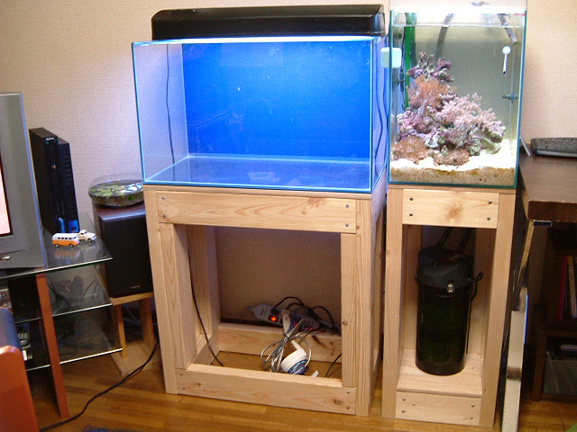 水槽台を作る 癒されたい僕のブログ 海水魚編