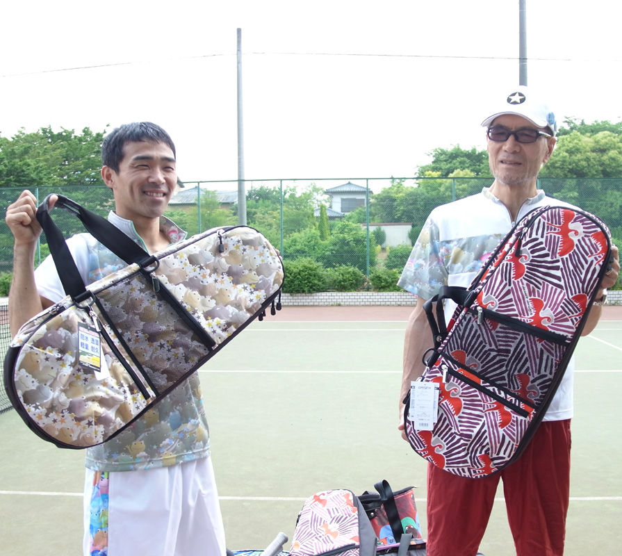 オピタノ テニス ラケットバッグ カエル柄 OPITANO