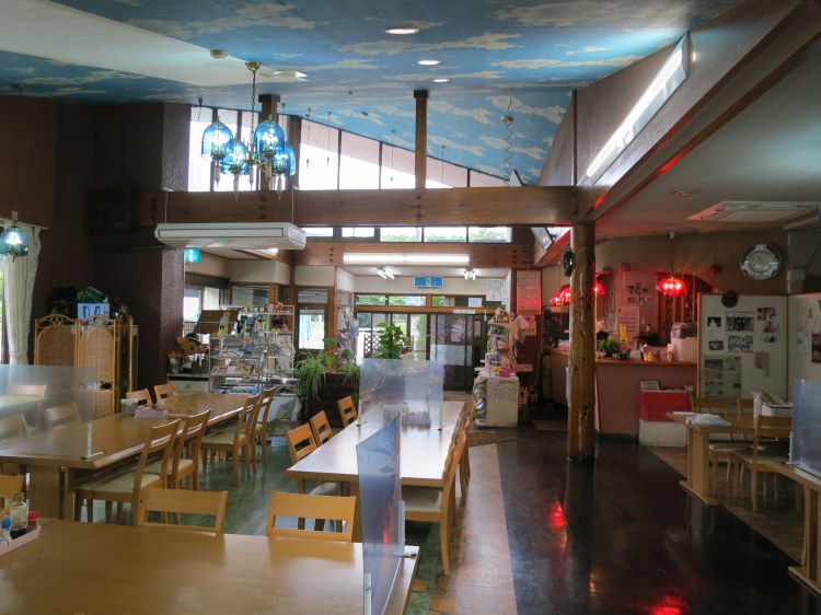 レストランニューあかいけ 幻の湖 赤池 山梨県 07 うさぎの日記