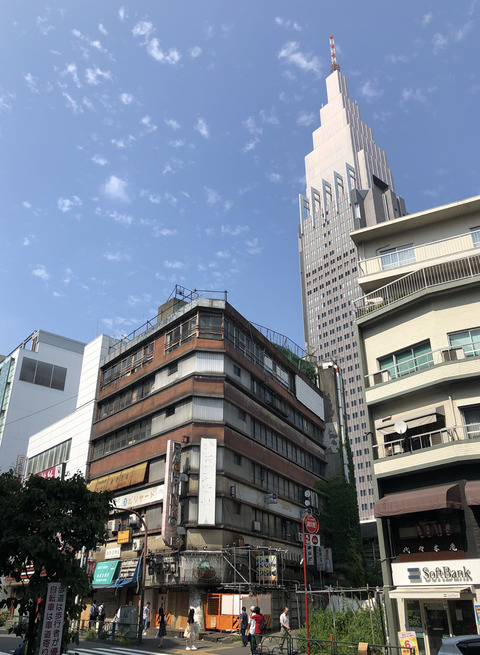 yoyogikaikan02