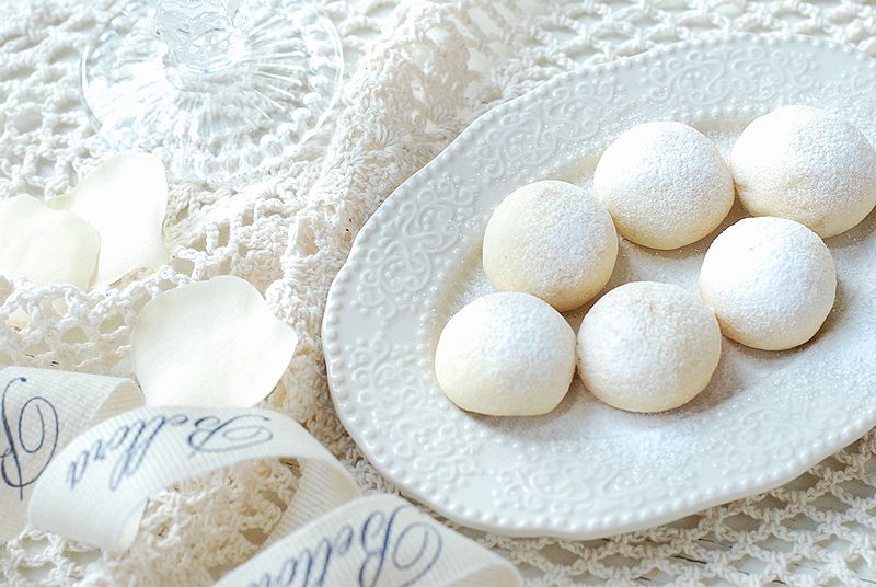 クリスマスシーズンは絶対これ ブラック ホワイトのスノーボール うさぎ食堂へようこそ Powered By ライブドアブログ