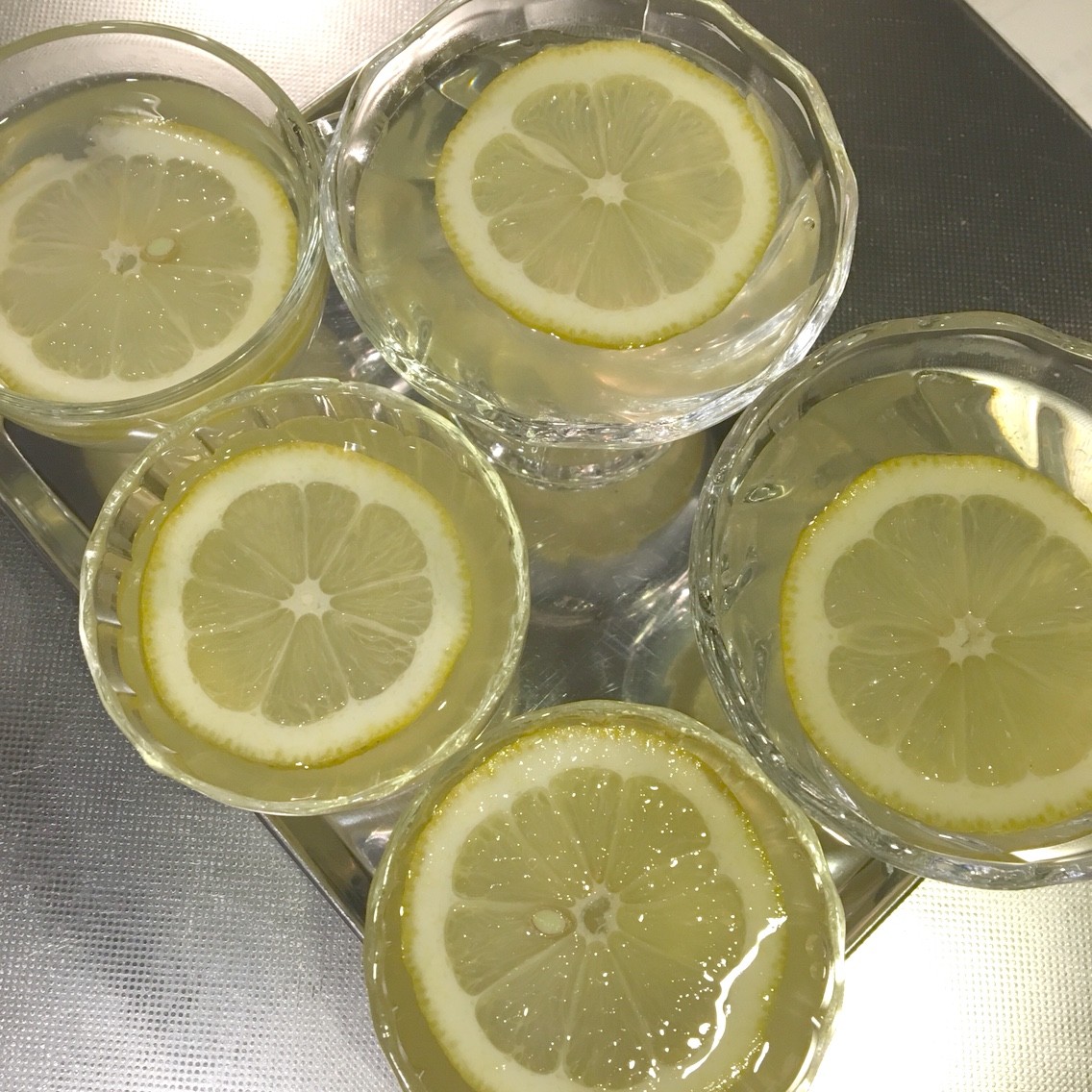 夏の疲労回復に スッキリ爽やか はちみつレモンゼリー うさぎ食堂へようこそ Powered By ライブドアブログ