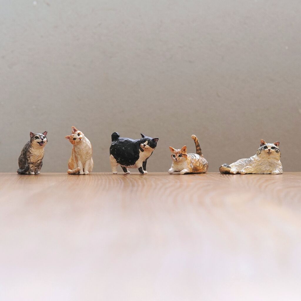 猫の木彫り作品 親子ネコ ネコ好きにはたまらない - 置物