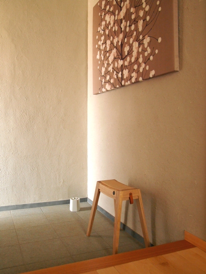 玄関 ダイニング デスク キッチンで 大活躍のスツール Usagi