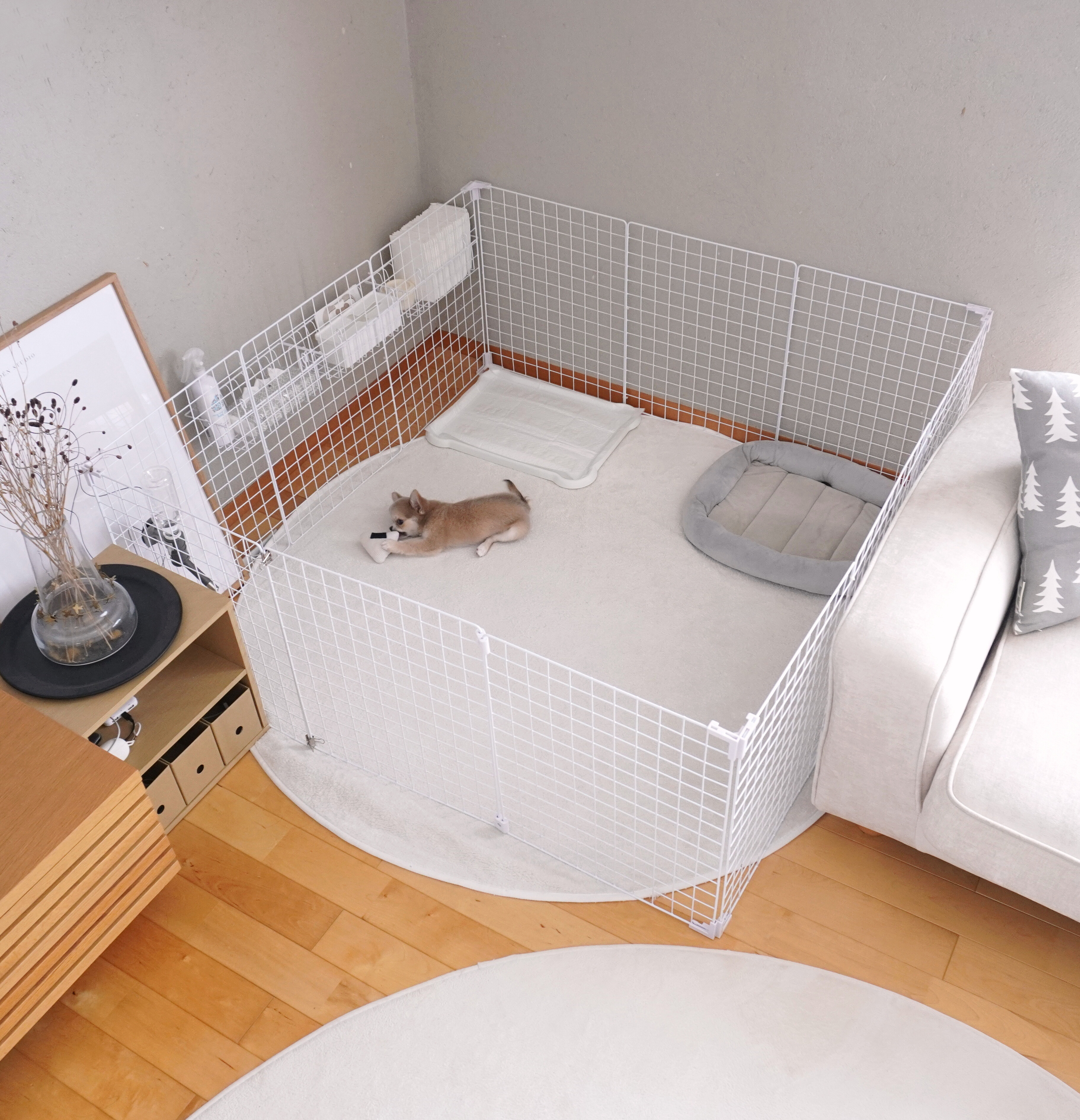 超簡単 100均diy ワイヤーネットでペットサークルが完成 リビングに愛犬のためのスペースができました Usagi Works Powered By ライブドアブログ