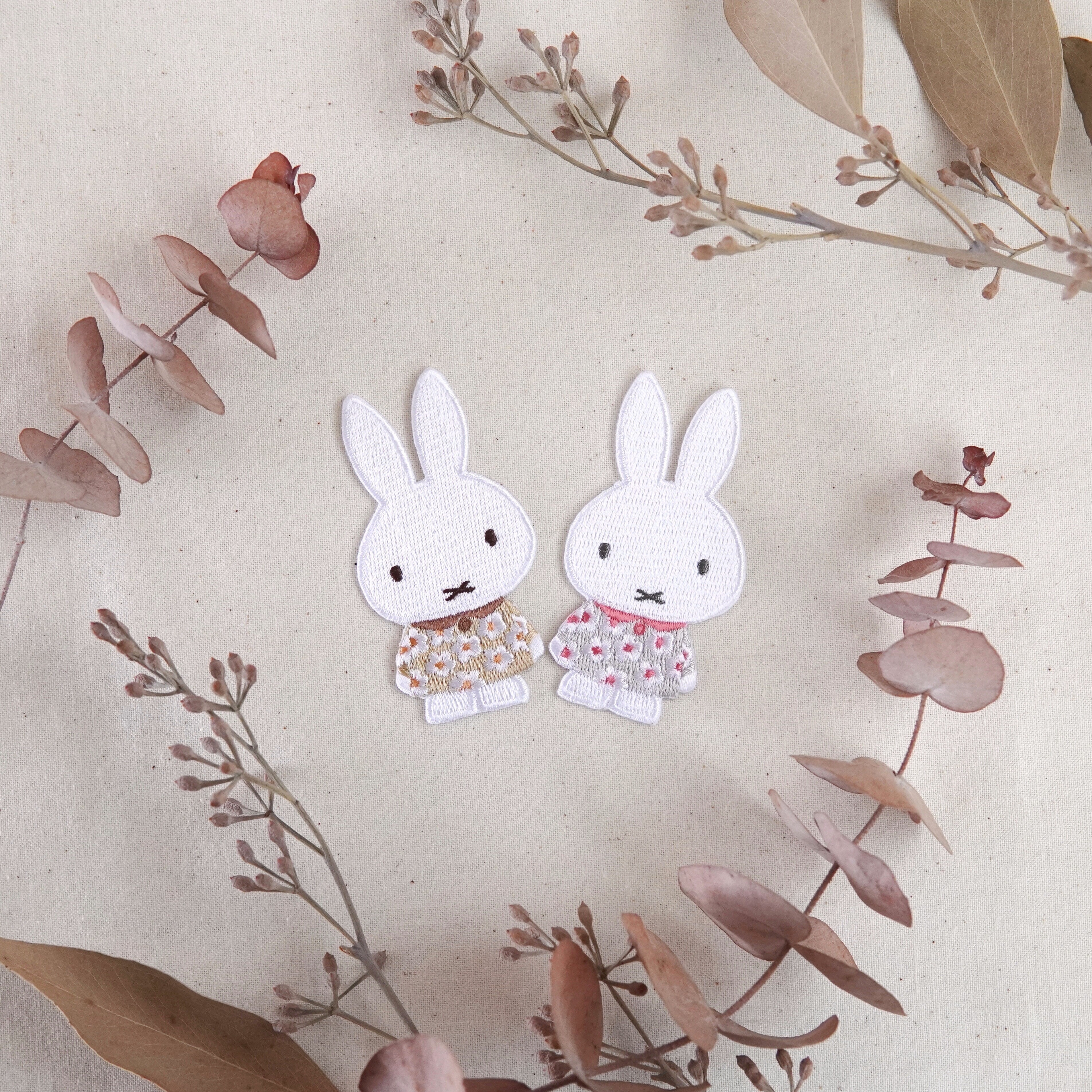 くすみカラーが大人可愛い ミッフィー ワッペン 簡単ハンドメイドにピッタリで スマホケースも可愛く変身 Usagi Works Powered By ライブドアブログ