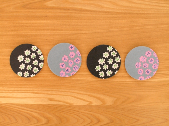 マリメッコのスマホケース＆コースターを、デコパージュ : usagi works