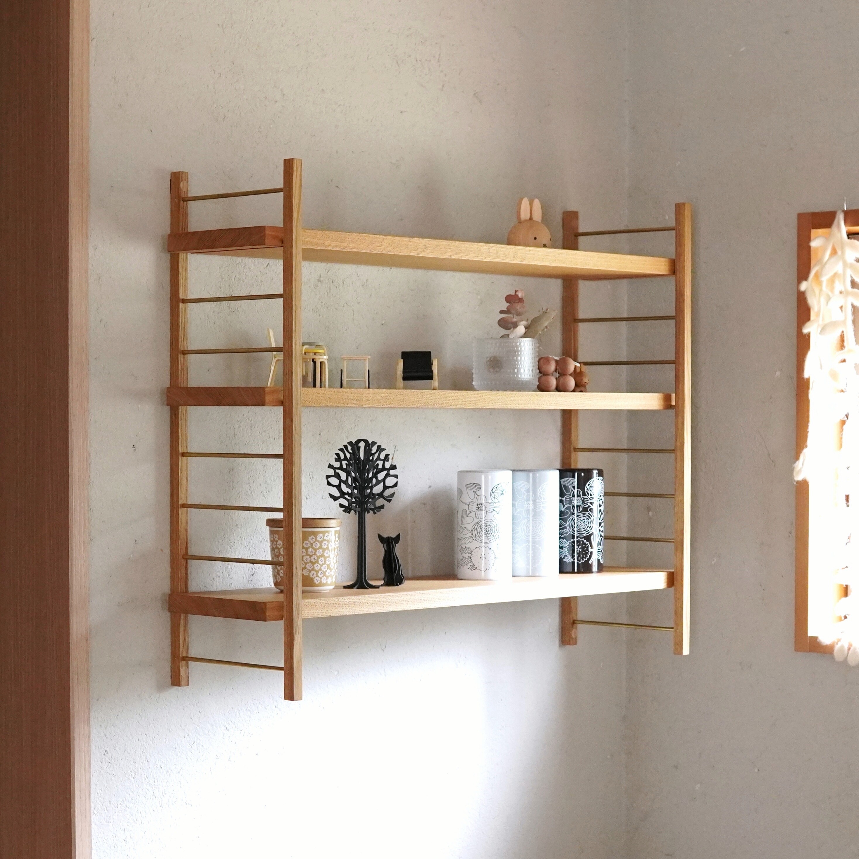 キッチンに【DIY】で念願の飾り棚が完成!お気に入りの雑貨が飾れる、癒しのハンドメイド棚! : usagi works Powered by ライブドアブログ キッチンに【DIY】で念願の飾り棚が完成!お気に入りの雑貨が飾れる、癒しのハンドメイド棚! : usagi works Powered by ライブドアブログ