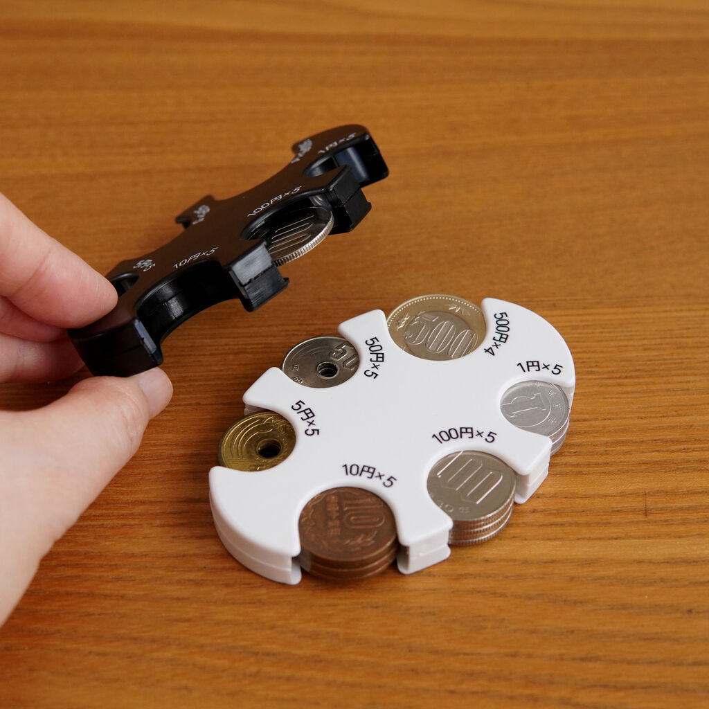 SNSでバズった【100均】便利グッズ！セリアの『コインホルダー』が片手で取り出せて超優秀！ : usagi works Powered by  ライブドアブログ