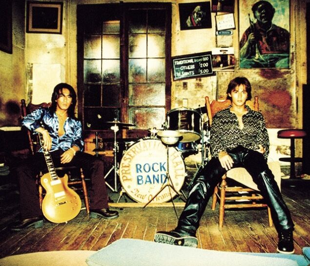 B'z 「SURVIVE」曲別に語る : 音楽雑談ブログ うさころの4Bえんぴつ