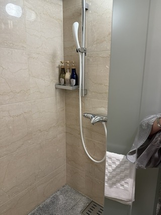 7C63BFA8-341D-416C-BA6D-B361103971CB_1_105_c