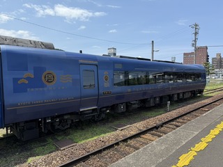 46E36DFE-4123-48B9-89BA-E422FD8B7E16_1_105_c