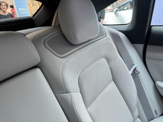 C5A1B027-A45B-4DA2-AF43-F8447A9CF62D_1_105_c