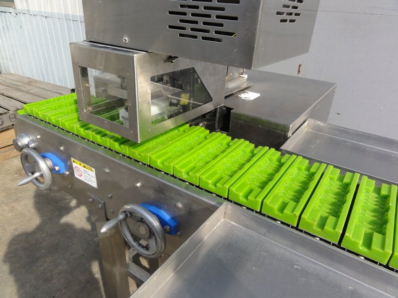 売約済み コジマ技研 自動串刺機 : 食品中古機械の機械屋ドットコム 売約済み コジマ技研 自動串刺機 : 食品中古機械の機械屋ドットコム