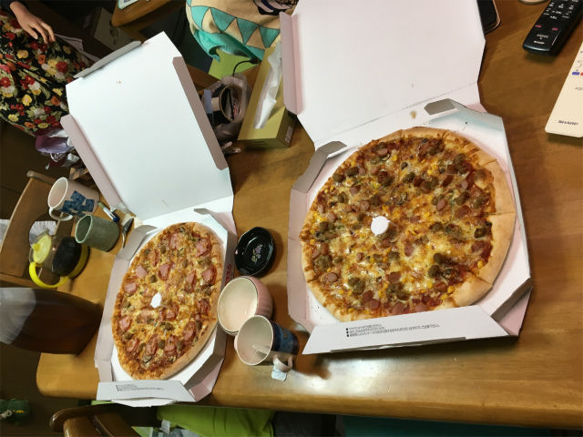 アオキーズピザのlサイズ お持ち帰りで1枚無料 よっ 太っ腹 うま うま うま うま 4馬 ユーザー車検クラブ管理人ブログ アオキーズピザのlサイズ お持ち帰りで1枚無料 よっ 太っ腹 うま うま うま うま 4馬 ユーザー車検クラブ管理人ブログ