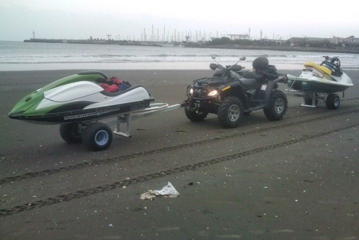 神奈川県湘南ジェットスキー販売splash鎌倉 Tel0467 33 4496 ぐち日記 ０９年１０月