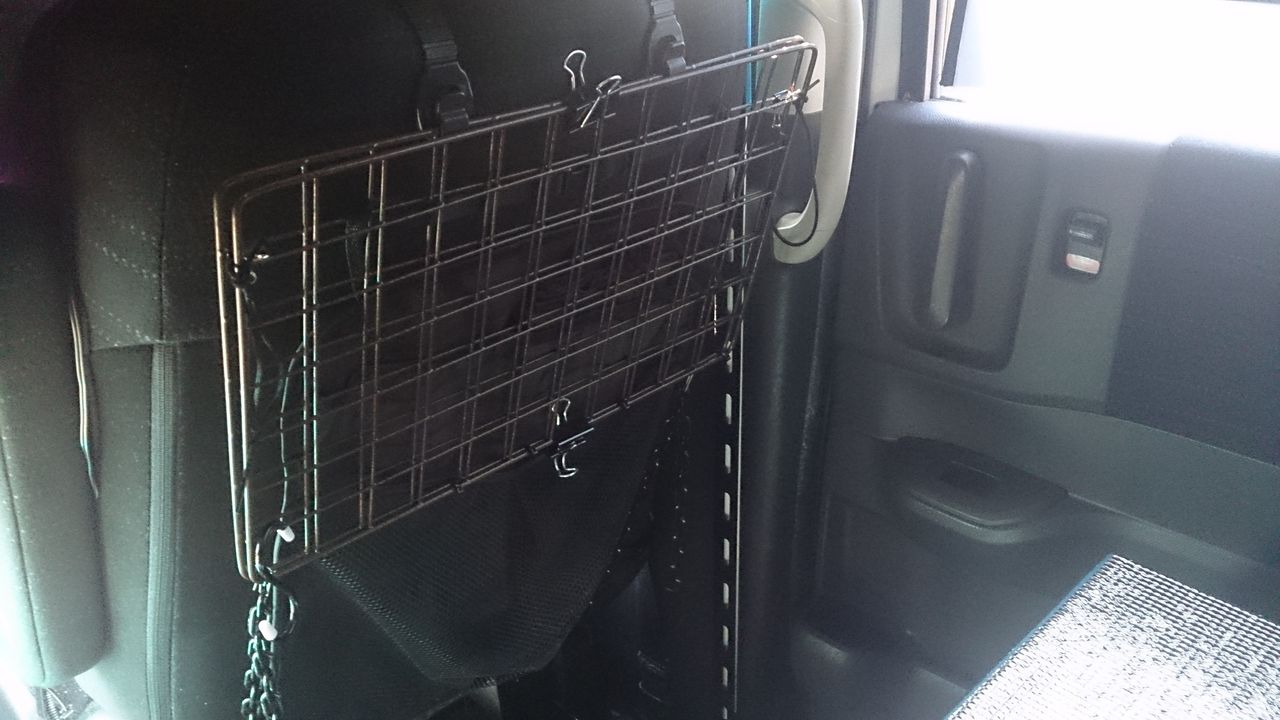 セカンドシート テーブル Ver 2 車中泊の工夫 自作 ウシ子とウシ夫の牛歩旅