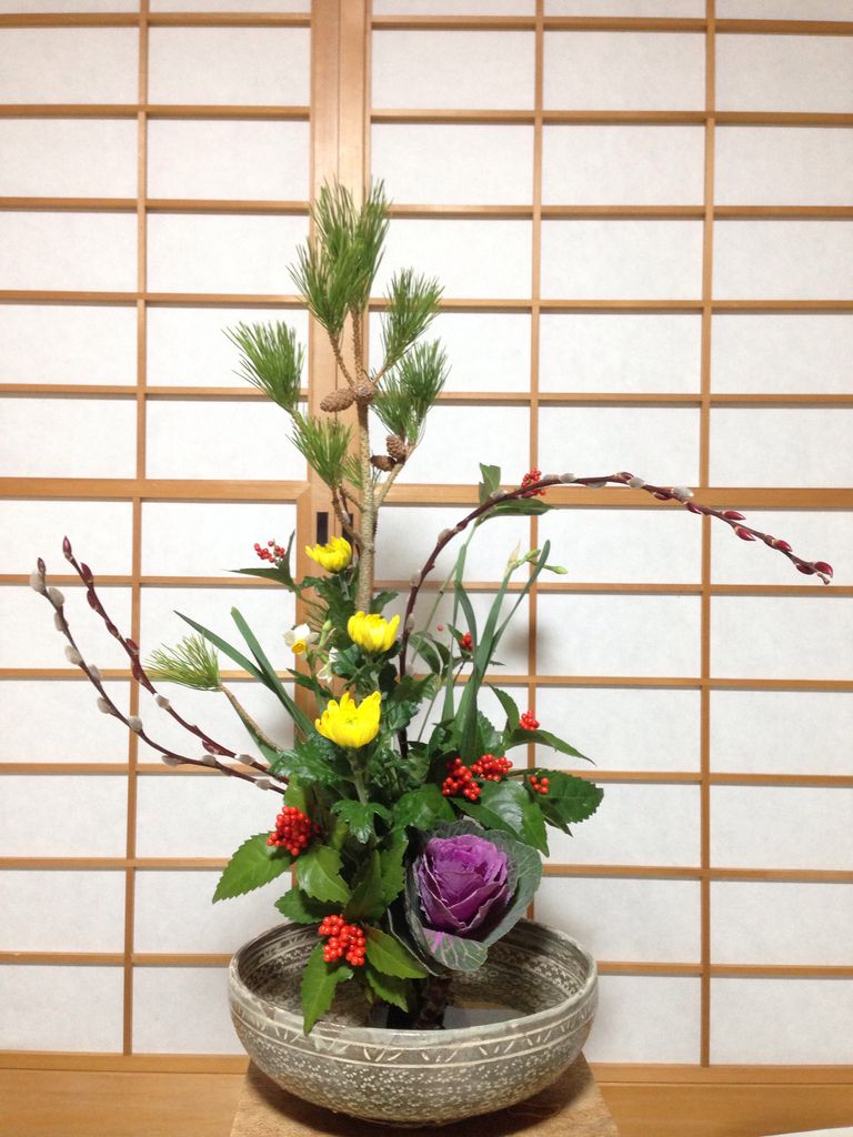 正月華の生け込み 雨春書院 正月華の生け込み 雨春書院