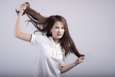 【悲報】マッマとガチンコファイトした無職女性（33）の末路…