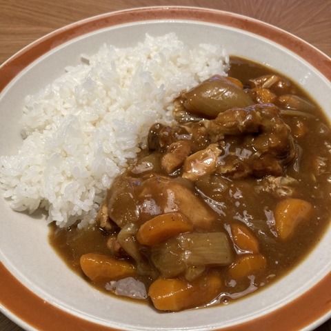 【悲報】江頭2:50、有名チェーン店のカレーを「マズイ」と酷評してしまう・・・・(動画ｱﾘ)