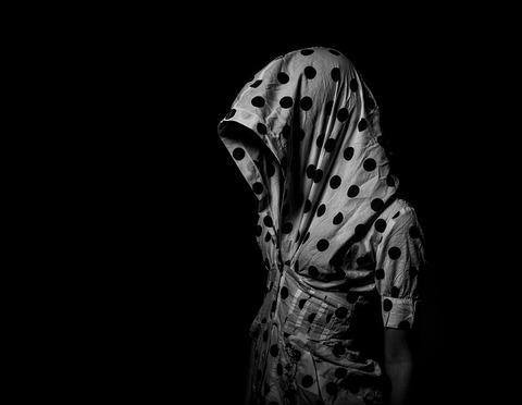 dark-1838140_640