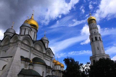ロシア「英国はウクライナ軍事支援のし過ぎで食料危機。野菜は購入制限、公園のリスまで食べ始める…」TV司会がトンデモ解説