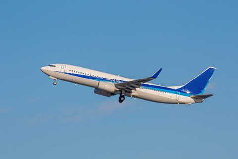 【悲報】JAL「燃料削減のために乗客は飛行機乗る前にトイレに行って！」1便あたりこれくらい軽くできます