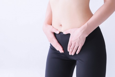 【悲報】35歳独身女さん、人生で初めて穴にタンポンを入れた結果・・・