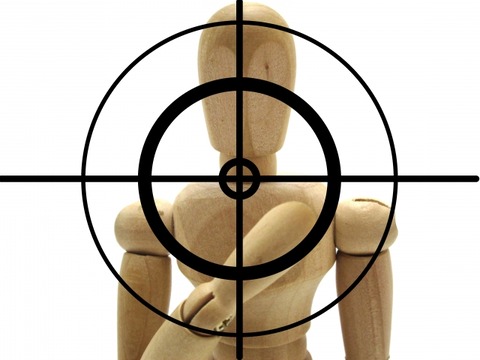 イギリス特殊部隊SASのスナイパー　たった1発で1キロ先のイスラム国5人を射殺・・・・