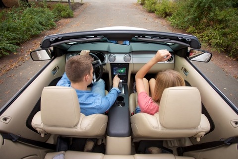 信号「青」助手席ワイ「青だよー」運転席トッモ「ああ、おう」→結果ｗ