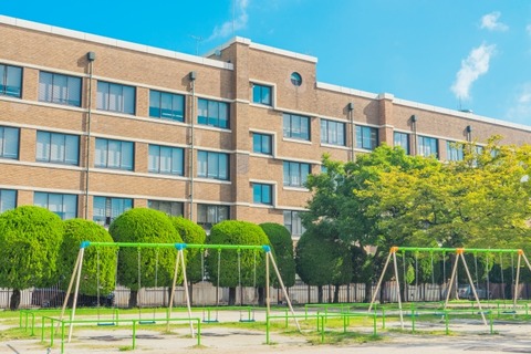 【悲報】パッパ「最近近くの小学校うるさくないか？」ワイ「...？とくになんとも」→結果