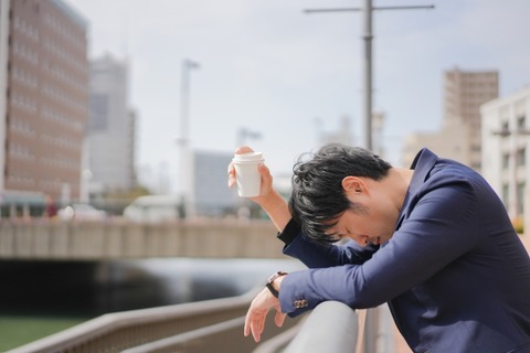 上司(24)「後でこれやっといてください」ぼく(29)「わかったよ」上司「いやあの・・・・・・」