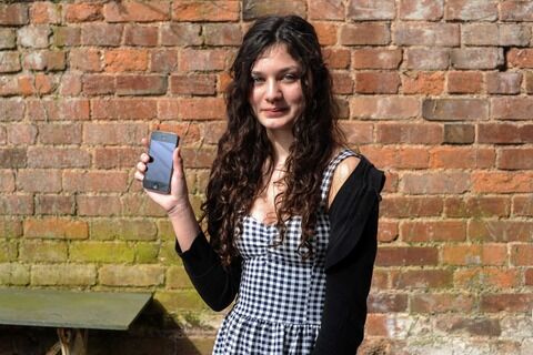 £££-Georgina-Heap-3414763