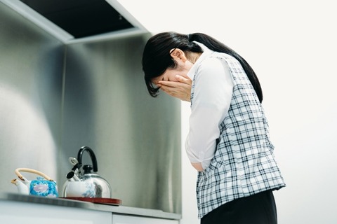 派遣女「ワイさんに食事中写真撮られた」ワイ「は？何言ってんだこいつ（ｺﾋｭｰｺﾋｭｰ）」→結果
