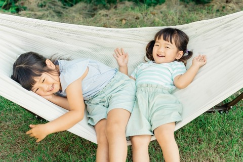 【画像】Twitter民「子どもの頃、目を閉じると”これ”見えてた人いる？」