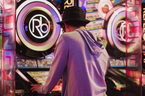 中国のゲーセン、ガチで凄過ぎると話題に…お前らの想像する5倍は凄いｗｗｗｗ