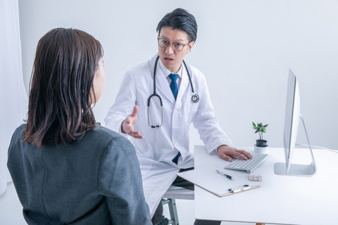 歯科医「親知らずの抜歯は言うほど痛くないですよ」ワイ「そうなんですね」→