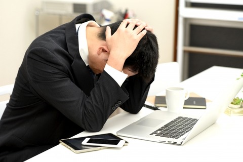 【悲報】社長の息子がマジで使えないやつで困ってるんやが・・・