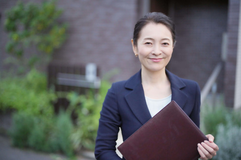 ババア先輩(34)「結婚…しようか？」　ワイ「借金あるし病気もあるんで」→結果ｗｗｗｗｗ