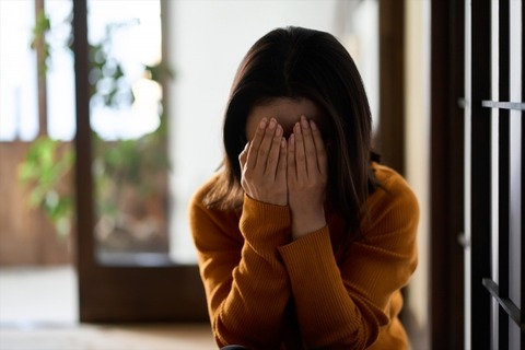 ワイ将（35）、12年間付き合った彼女（35）を振って会社の後輩女（28）と結婚→結果…