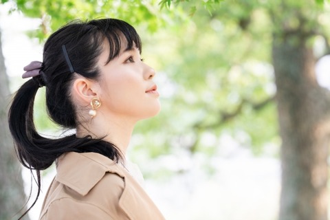 【悲報】田舎出身彼女「死臭がする……」ワイ「は？何言ってるの笑」→結果・・・・・