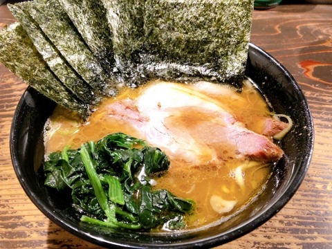 【動画】チー牛さん　ラーメン屋で女の頭に伏せ丼して逃亡ｗｗｗｗｗｗｗ