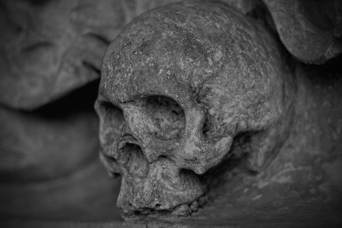 skull-and-crossbones-77949_1280
