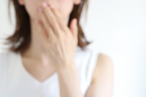 【悲報】女さん(29)「今さら気づいたけど、私って婚活市場ではなかなかの事故物件じゃん」