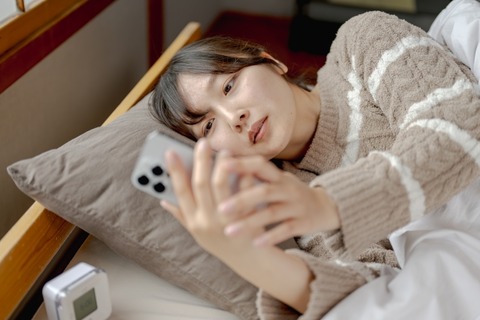 【悲報】ＳＮＳの弊害、デカすぎて世界で大問題にｗｗｗｗｗｗｗ