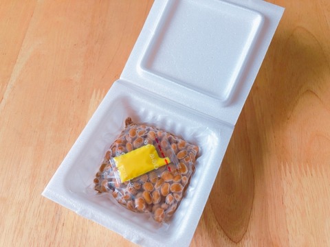 【画像】日本人、貧困のあまり納豆に付いてるカラシをメルカリで売り始めてしまうｗｗｗｗｗ