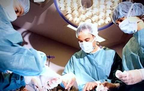 【閲覧注意】手が木になってしまう病気の人が手術した結果・・・・・・・・(画像ｱﾘ)