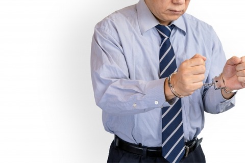 【悲報】親父が万引きして捕まった→結果